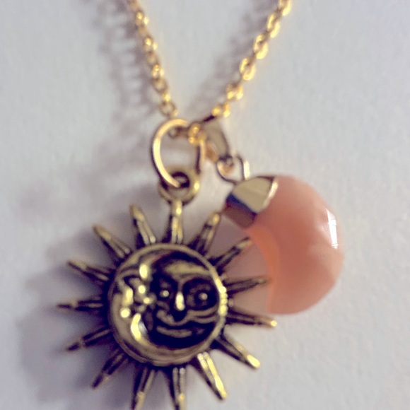 NWOT Sunstone Necklace Crescent Moon peach stone 1” gold metal-sun moon 19”chain - Picture 1 of 5
